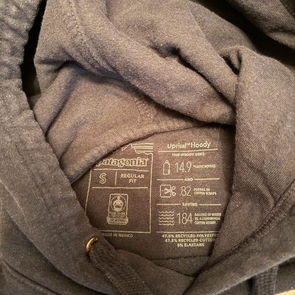 🏔️ Patagonia Summit Uprising Hoodie – Men’s Small 🏔️ - Picture 3 of 4